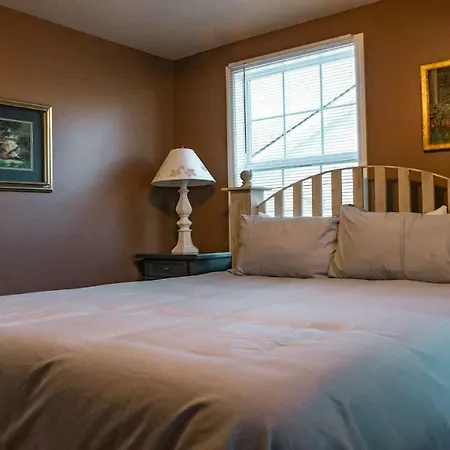 Guest house Living Like A Local! *