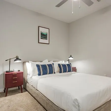 Mint House - Music Row 3* Nashville