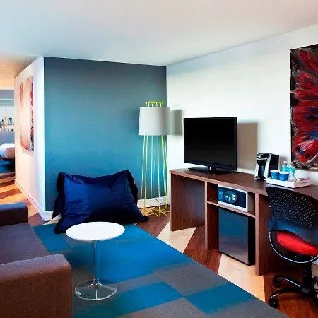 Aloft By Marriott West End Hotel
