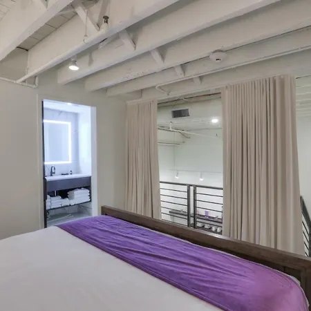Hotel 154