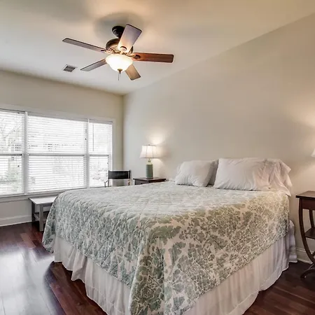 12 South Holiday home Nashville