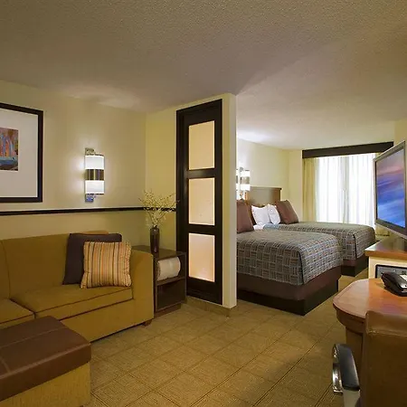 Bna Suites