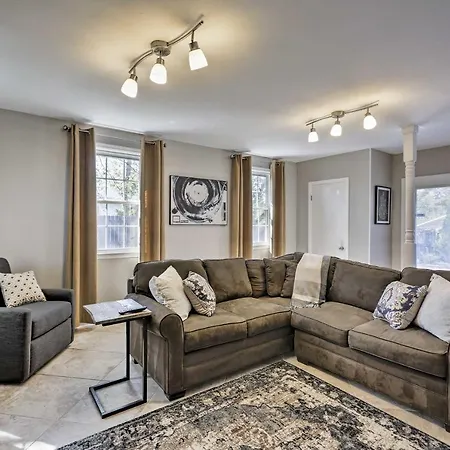 Walk To Music Row: In Edgehill! Holiday home *