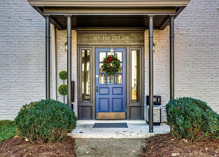 Nashville Flat W/View Walkable -207