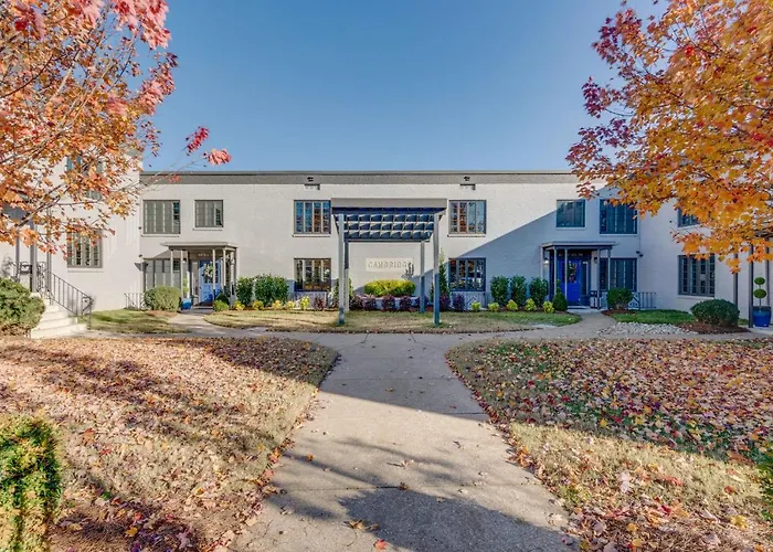 Apartment By Vandy Minutes To Downtown -102
