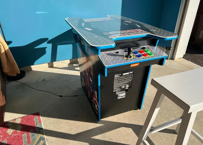 4Br Game Room 6 Beds Family, Opry & Bway