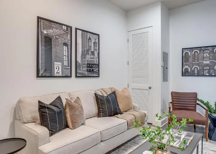 Lofts At 30Th - Modern Life - Mins To Broadway