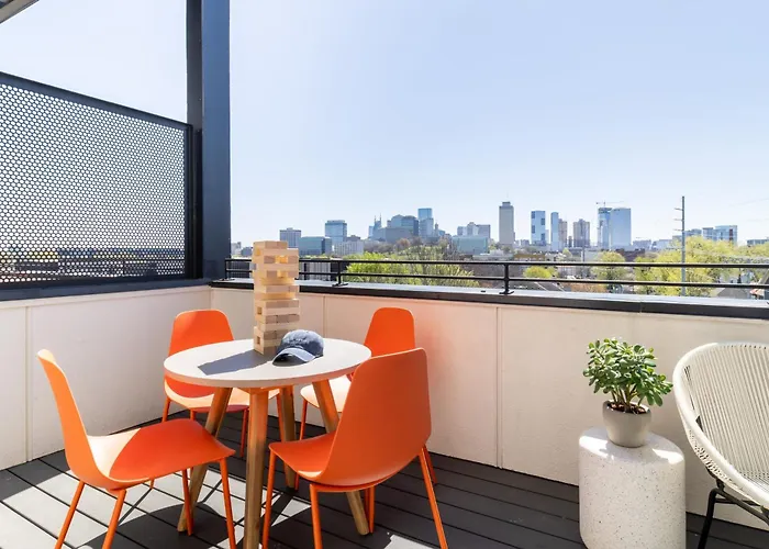 Conway C206 By Avantstay Balcony W City Views 5Mins To Broadway
