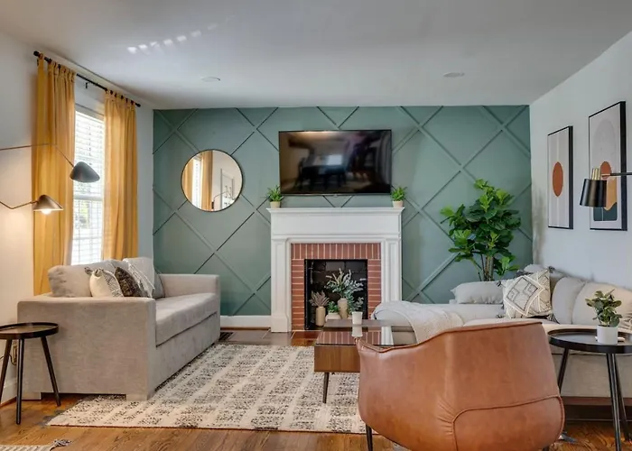 Charming Home With 4 Bedroom 6 Beds In Hillsboro Village