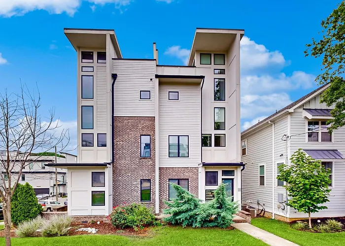 Southside Manor