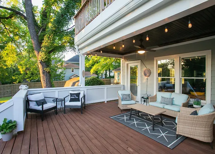 Epic Deck 4 Miles To Dwntn Arcade Games & More