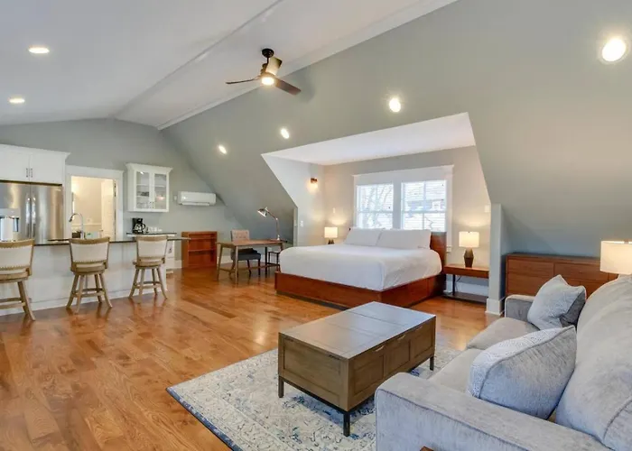 West End Luxury 30 Day Rental