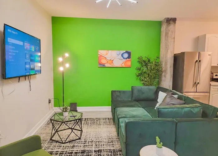 Minutes To Broadway - 2 King Beds And With Optional Garage Parking