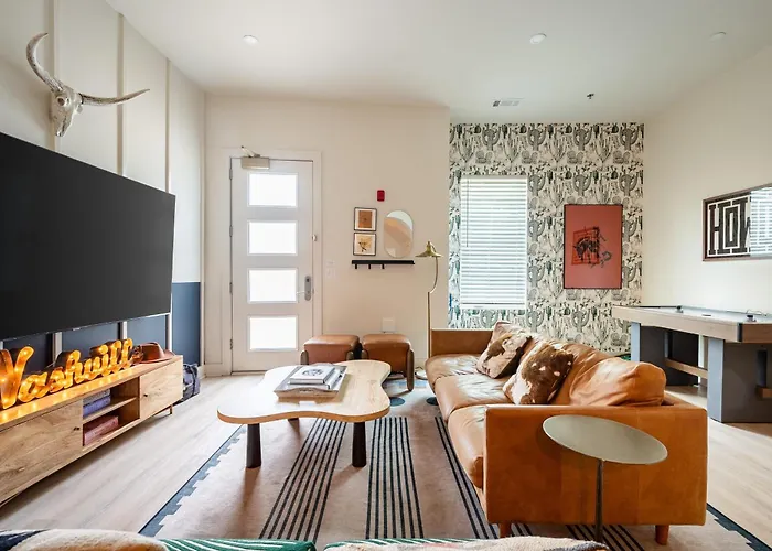 Outrider Buyout - 2 Units By Avantstay Sleeps 24