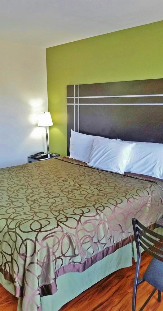 Americas Value Inn-nashville/airport South