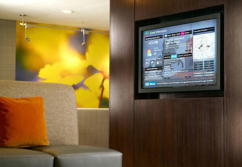 Courtyard By Marriott Airport Hotel Nashville