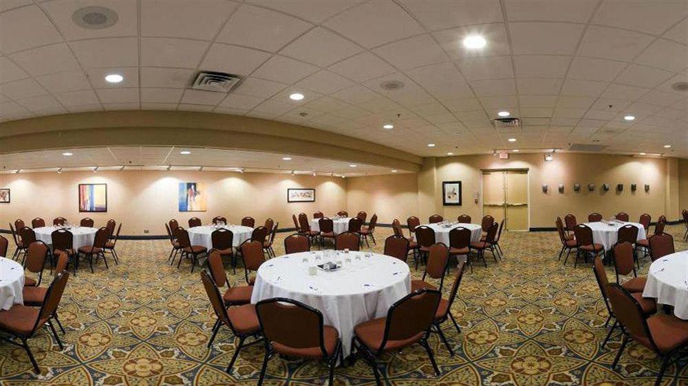 Holiday Express Nashville-downtown - Broadway By Ihg Nashville