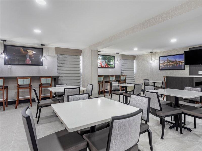 Spark By Hilton At Opryland 3*