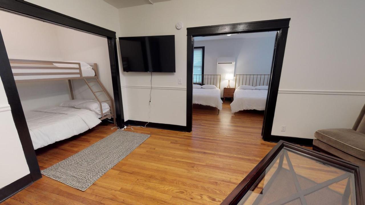 Studio 16 Aparthotel *