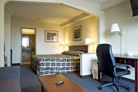 Hotel 6-nashville, Tn - Airport