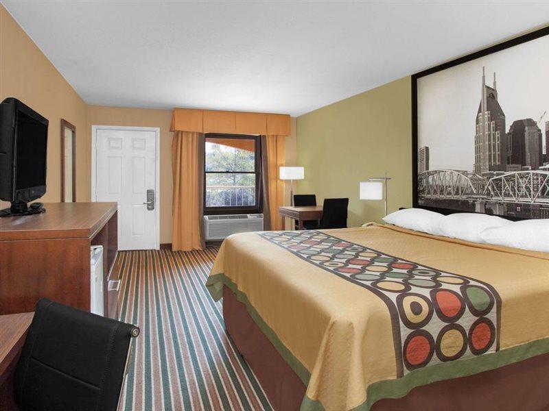 Hotel Super 8 By Wyndham West 2*