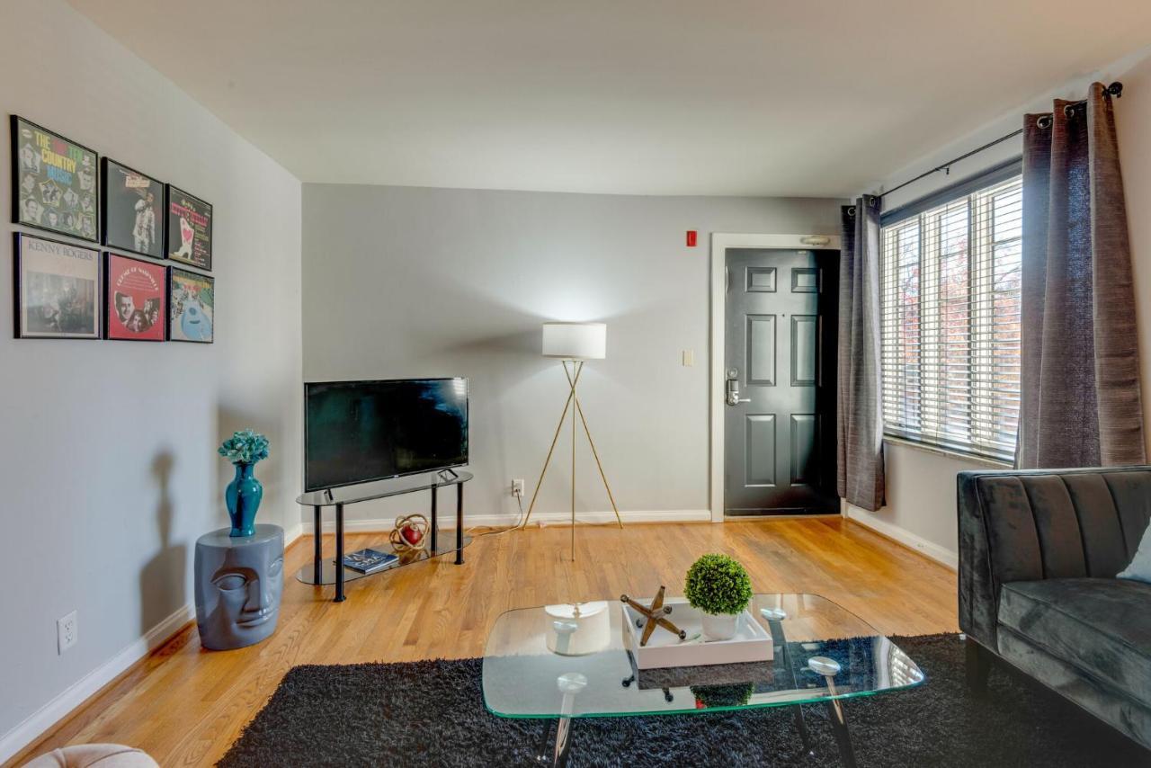 With A View -203 Apartment *