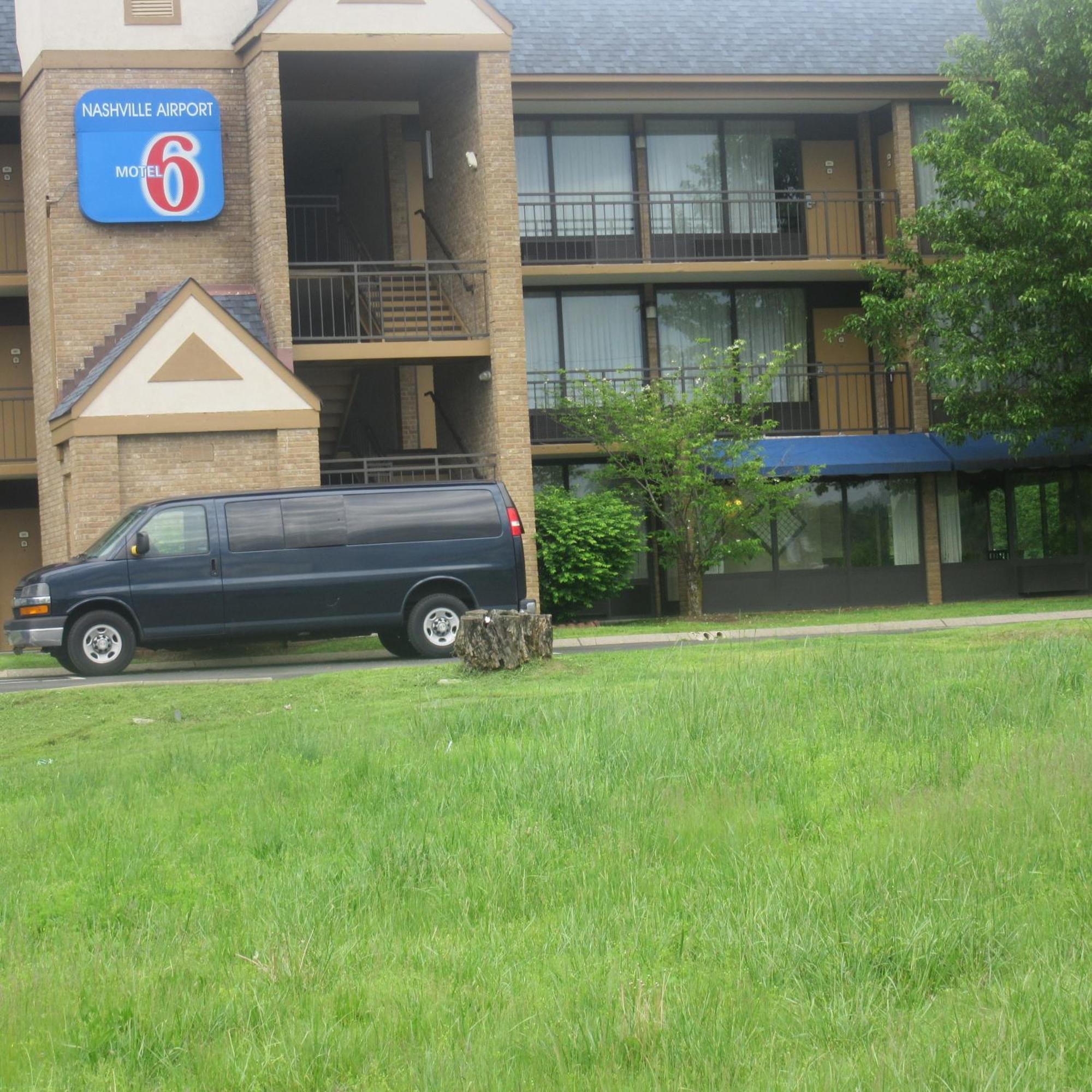 6-nashville, Tn - Airport 2*