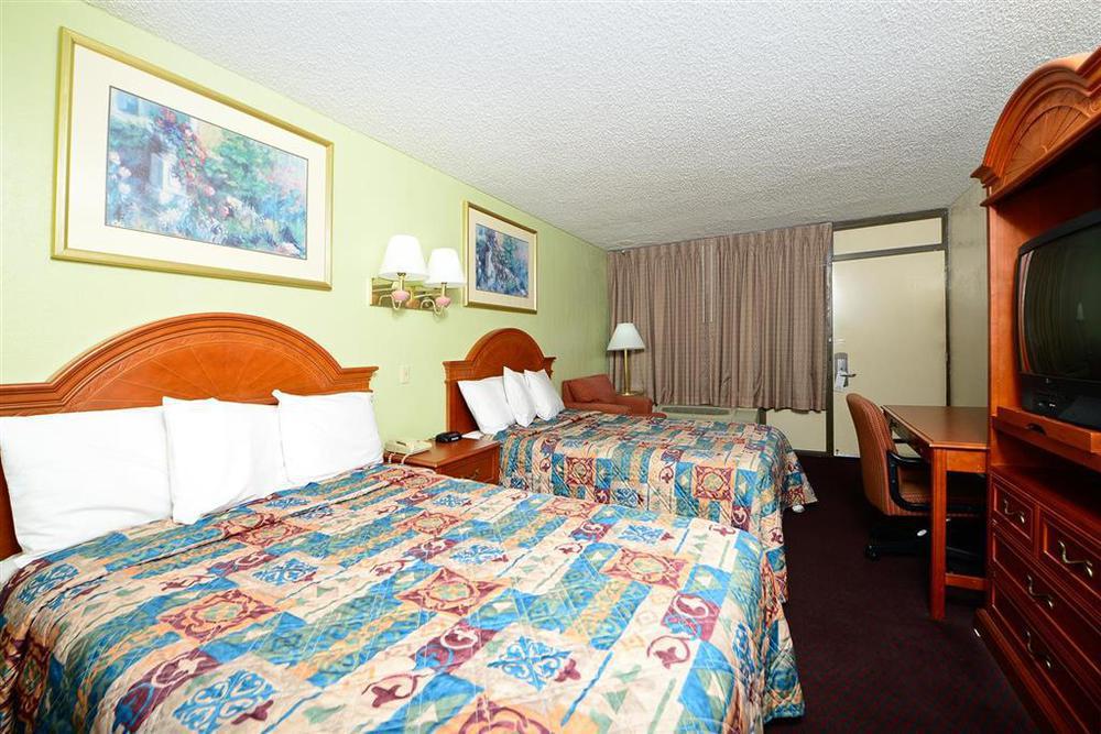 Americas Value Inn-nashville/airport South 2*