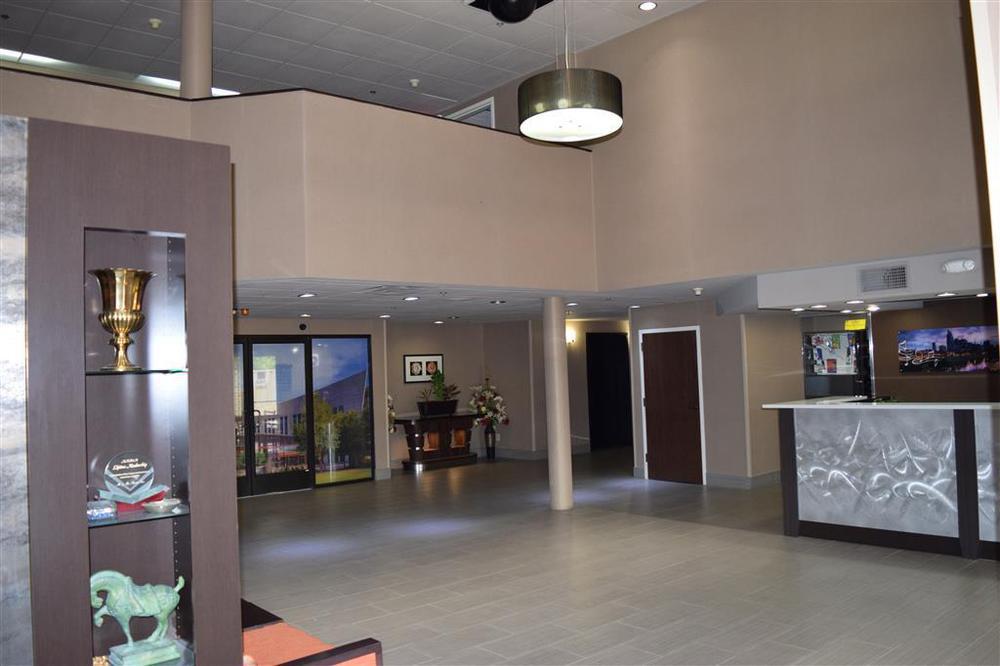 Western Near Opryland Hotel