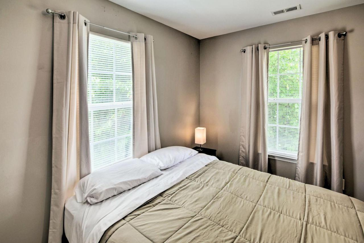 Spacious Nashville Townhome W\/ Private Deck & Yard Hotel *