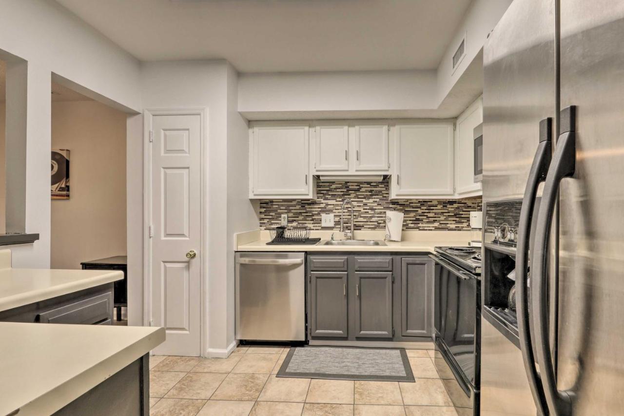 Modern Townhome Large Yard And Deck! Holiday home *