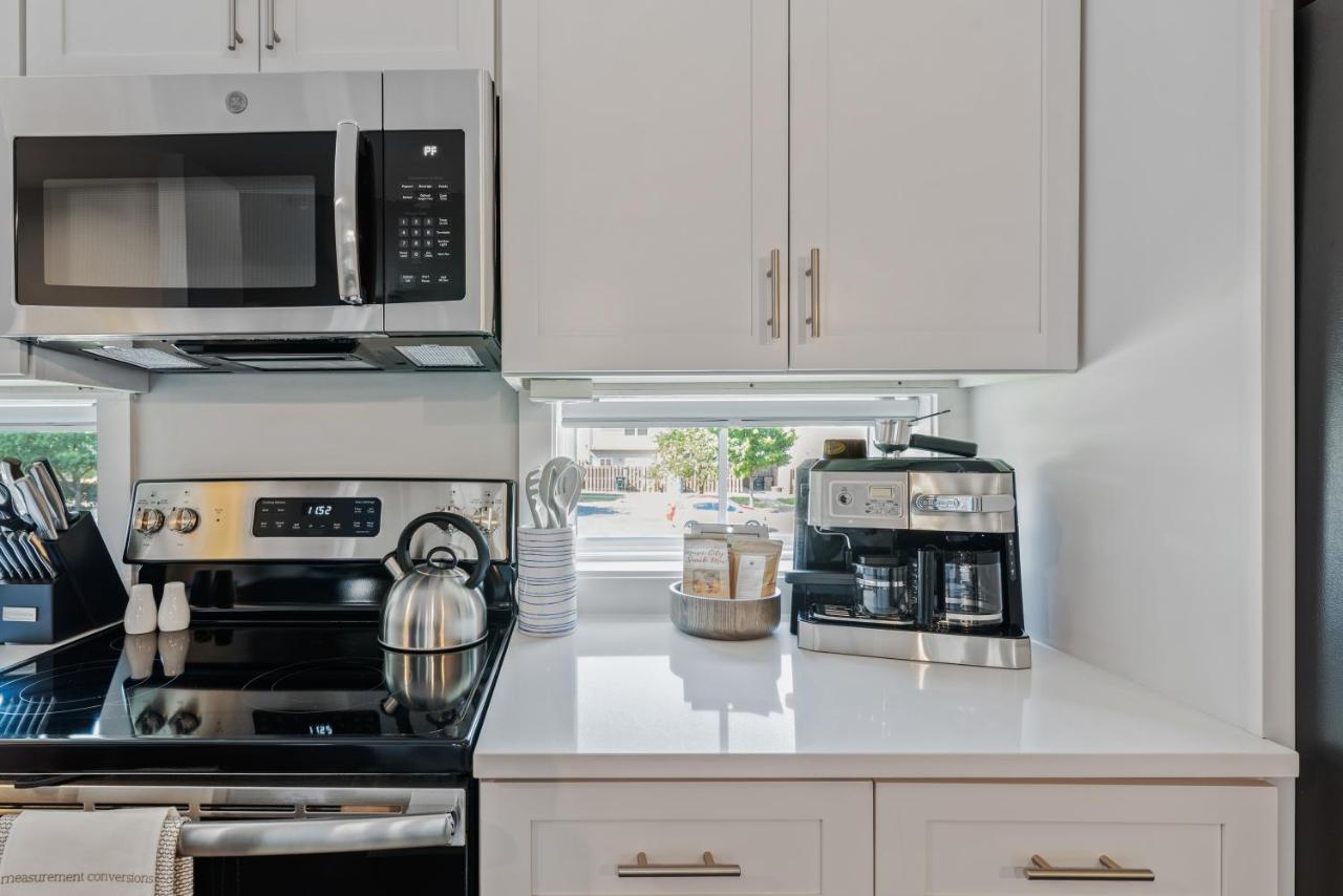 3 Bedroom Townhome In The Heart Of Nashville! *