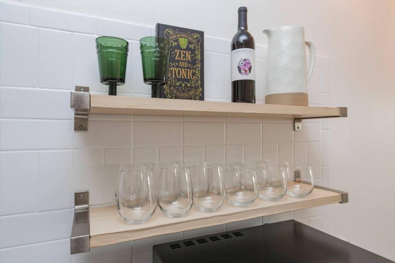 Music Row Retreat With Pool And Free Parking, Walk To Bars!