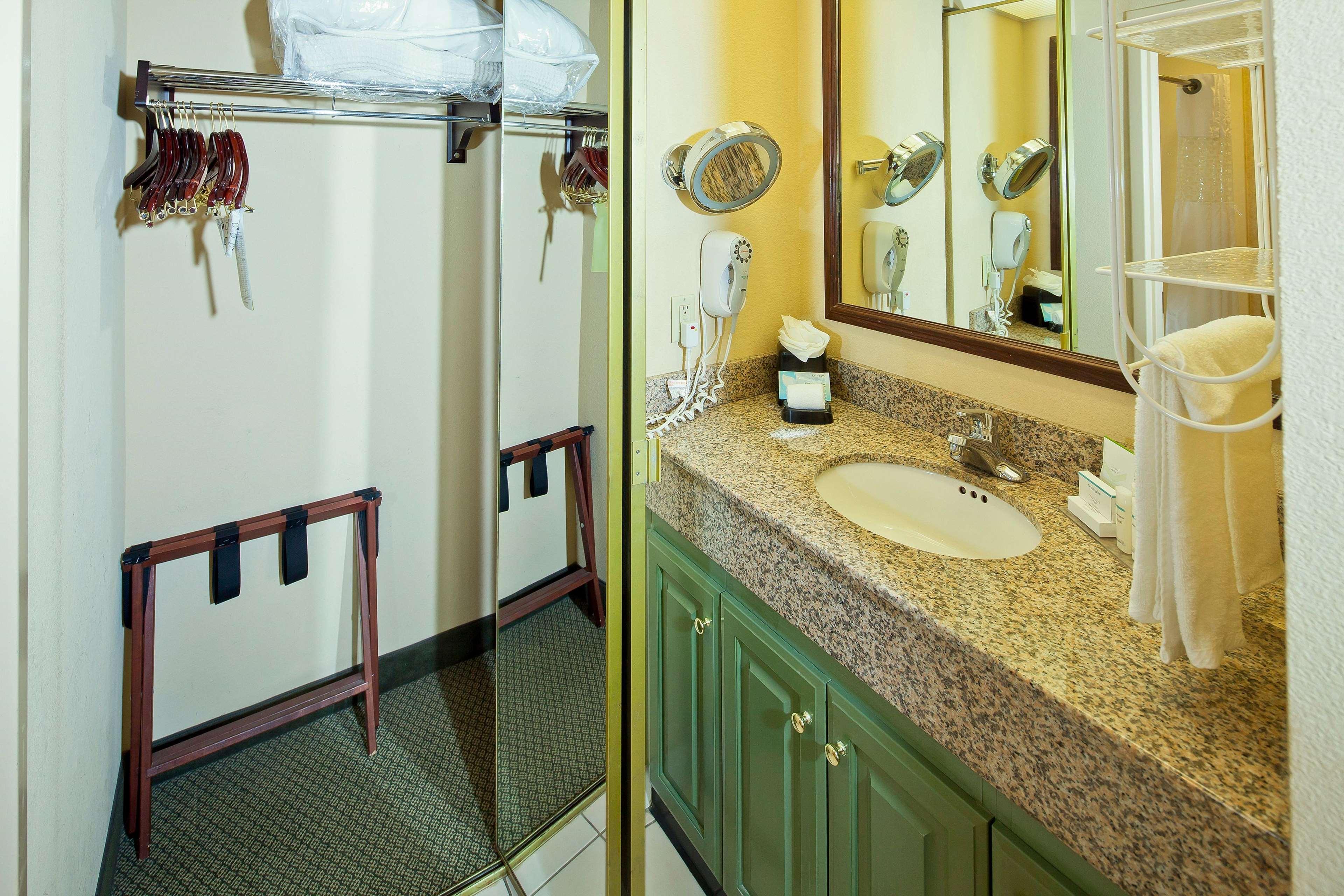 Hotel Hampton & Nashville-green Hills 3*