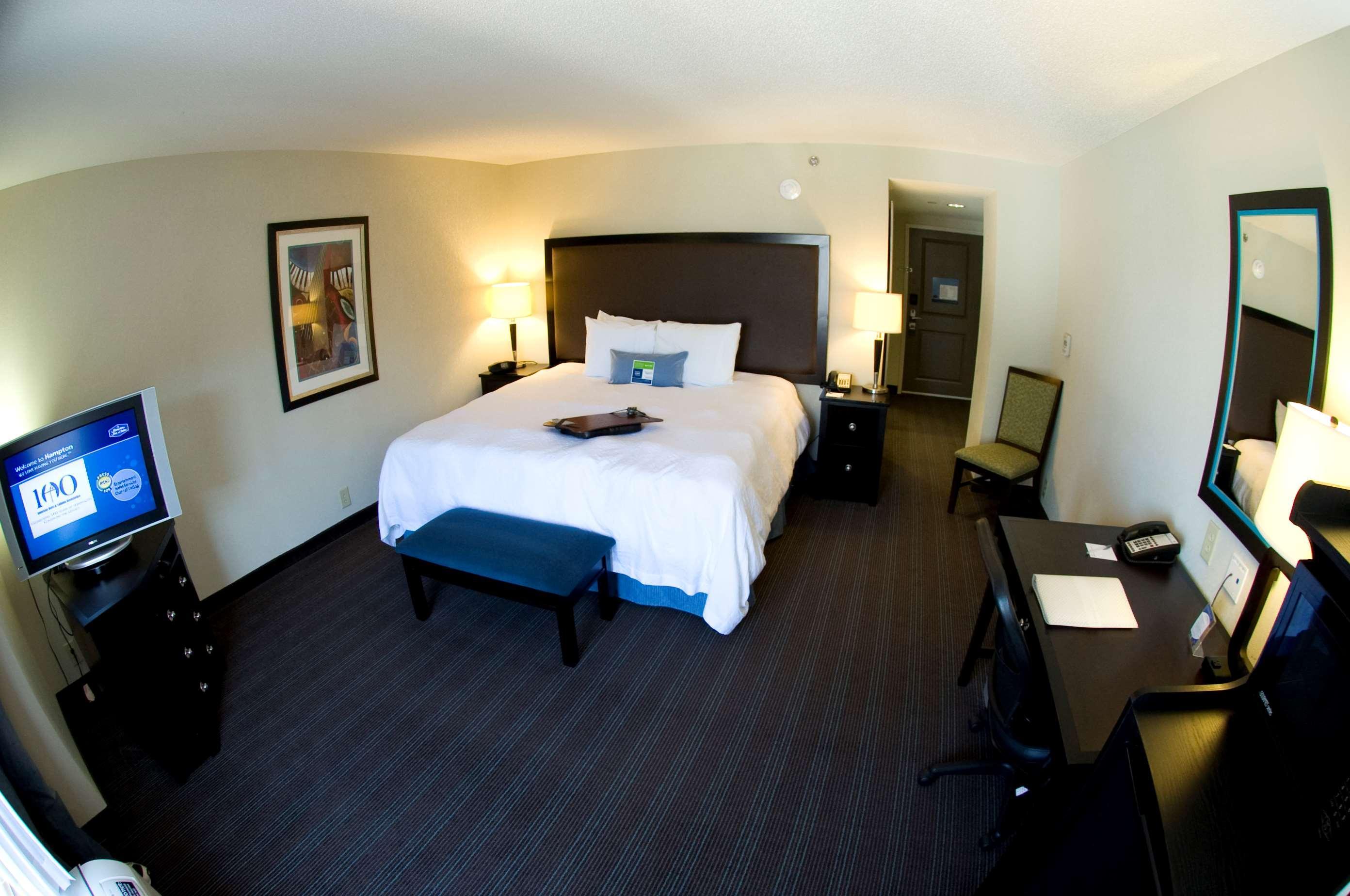 Hampton & Nashville-downtown 3*