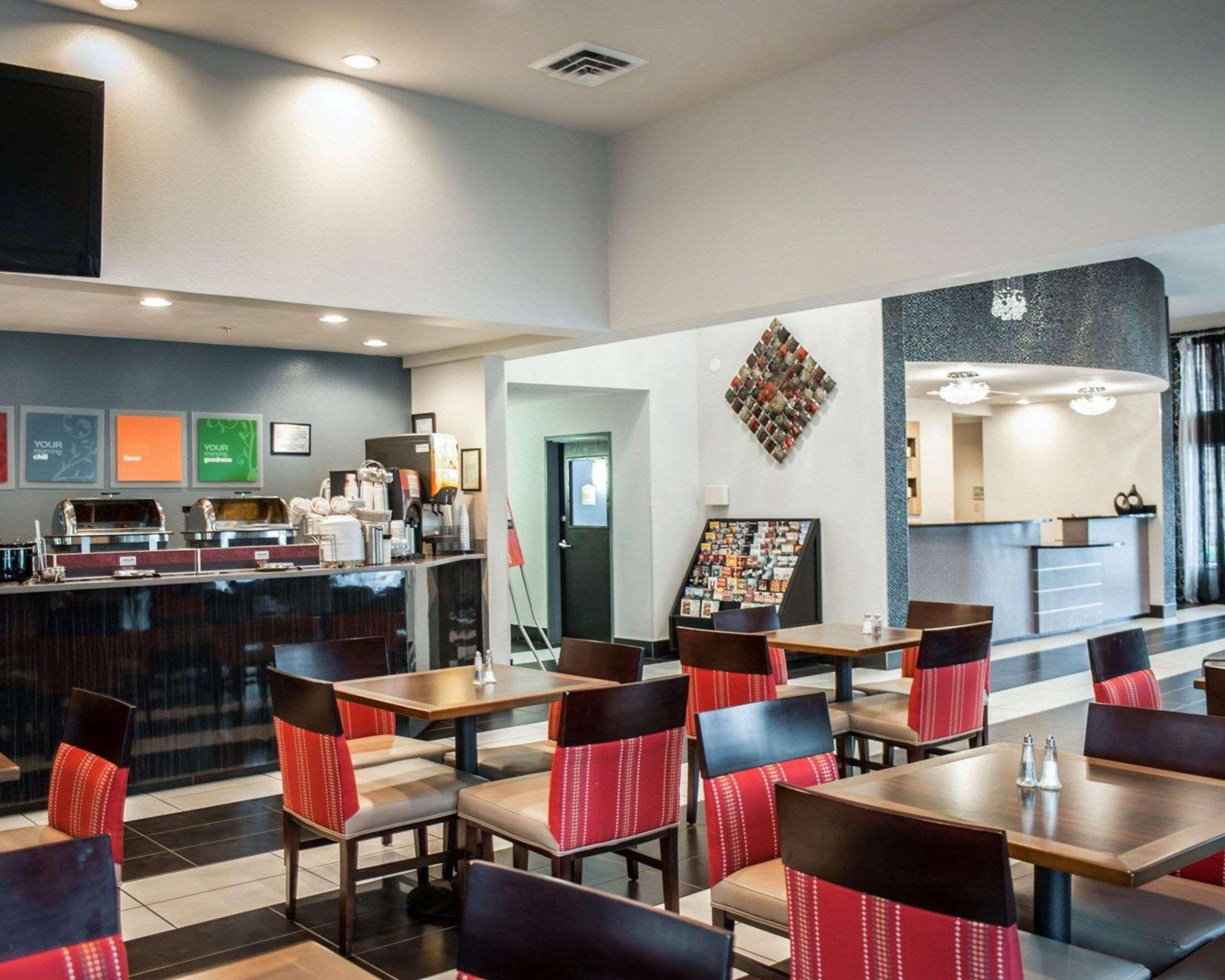 Comfort Airport - Bna Hotel 2*