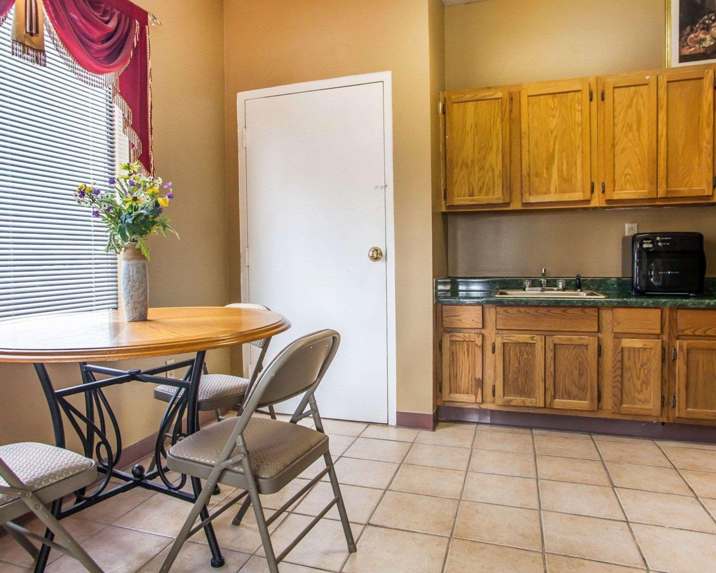 Rodeway Airport 2* Nashville