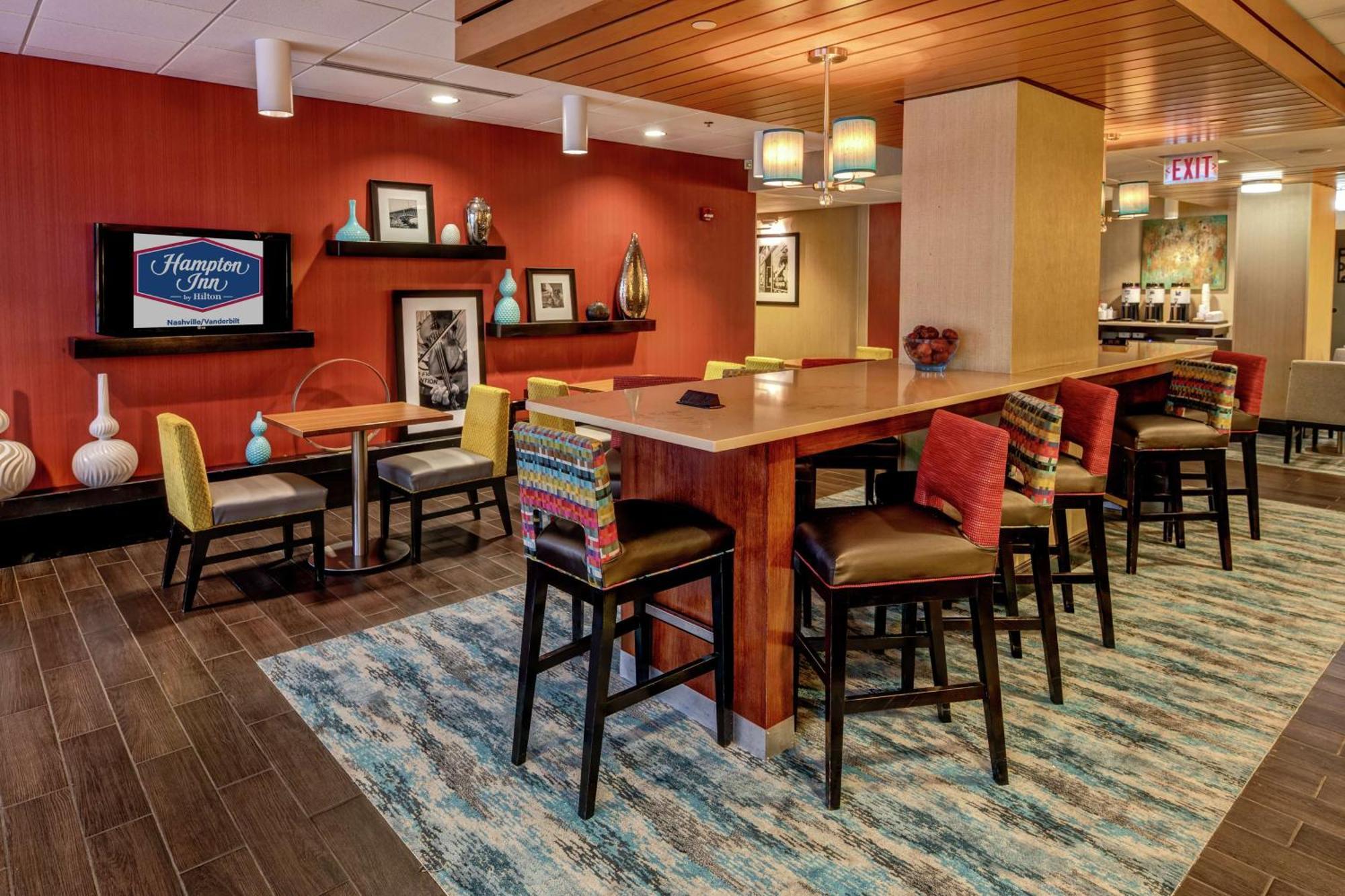 Hampton / Vanderbilt 3*