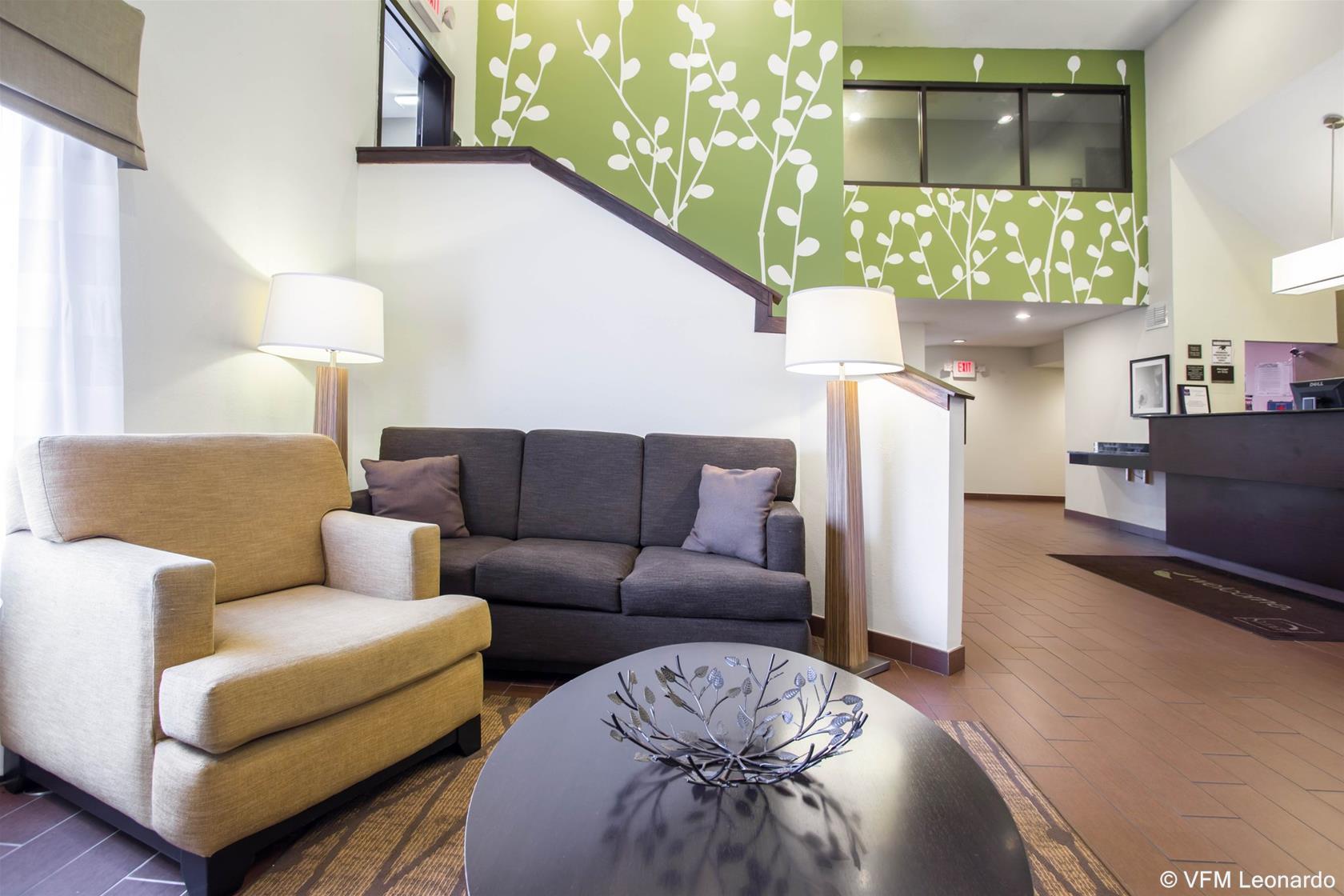 Inn Sleep North - Downtown Area 2*