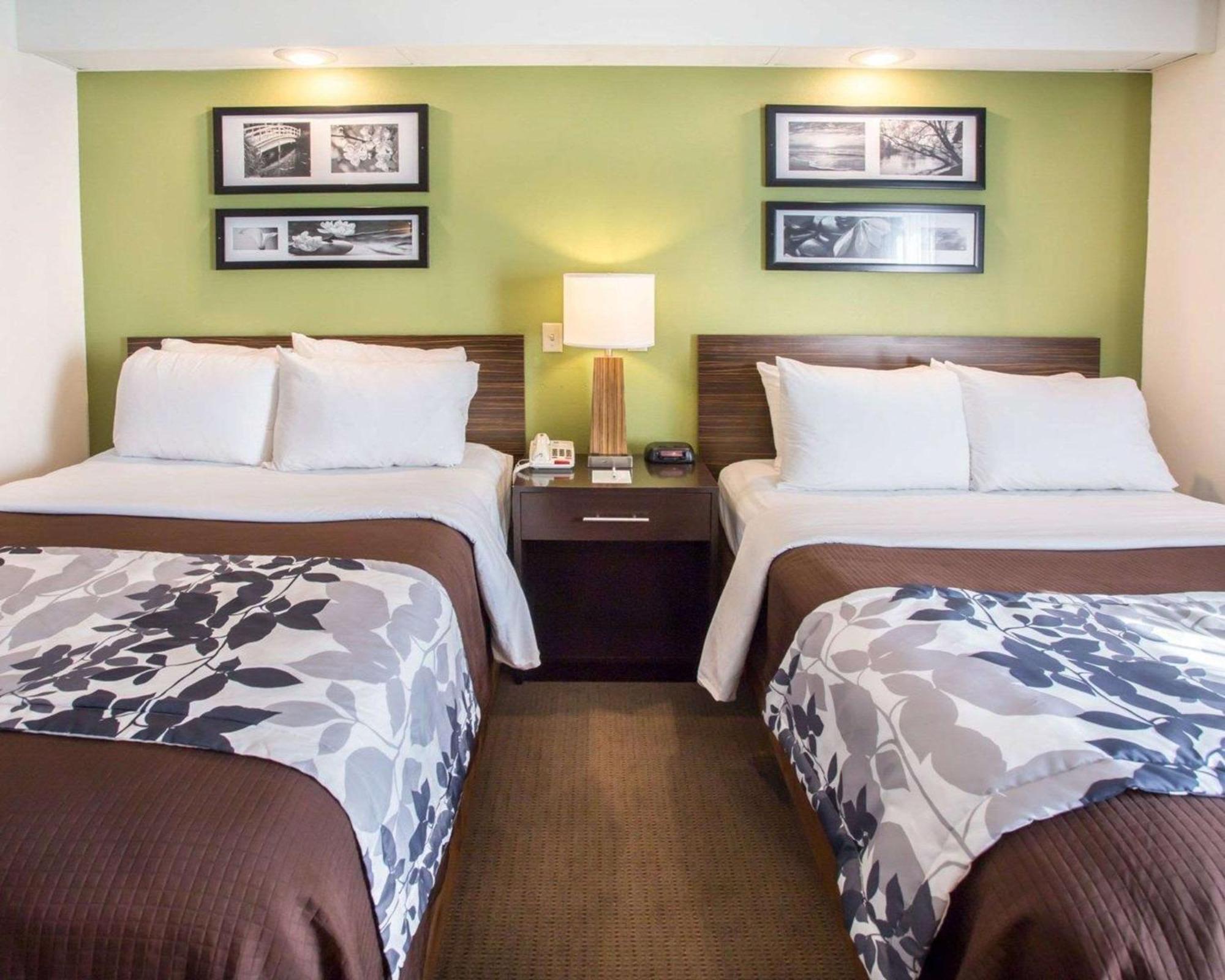 Inn Sleep North - Downtown Area 2*