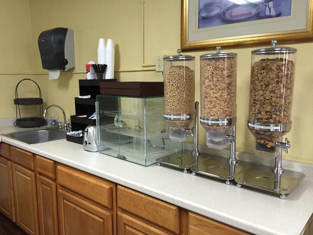 Americas Value Inn-nashville/airport South Hotel