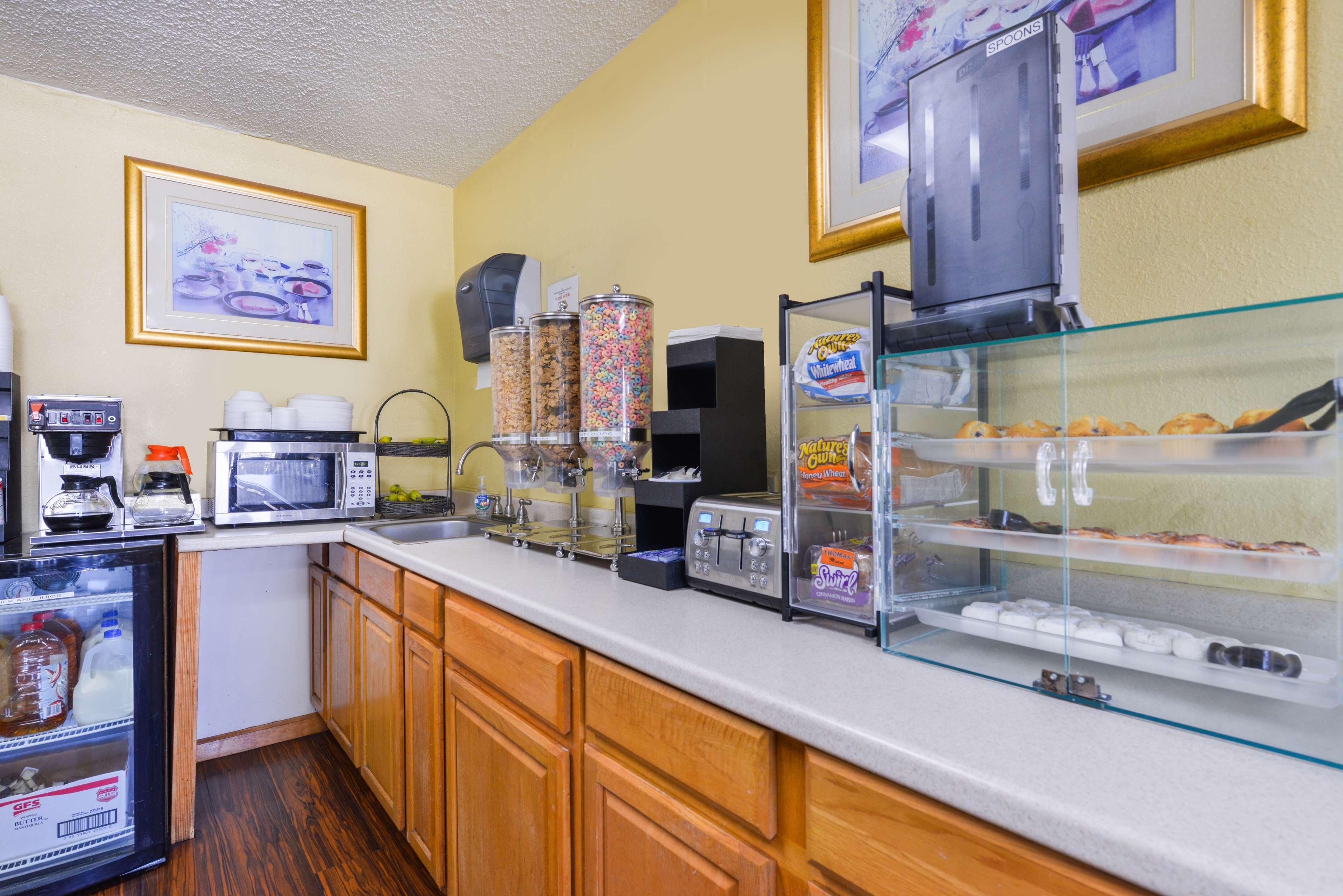 Americas Value Inn-nashville/airport South