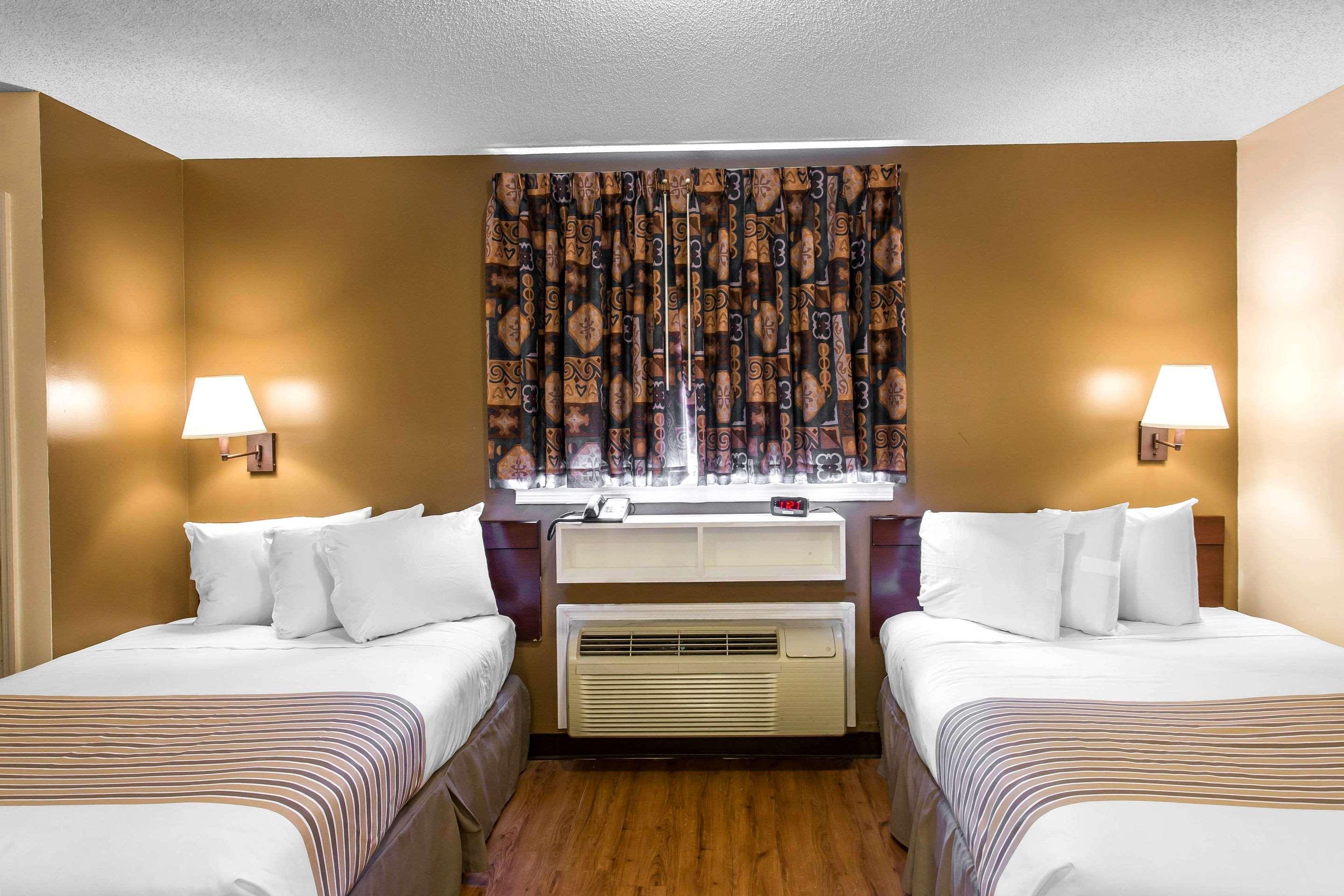 Suburban Extended Hermitage Hotel