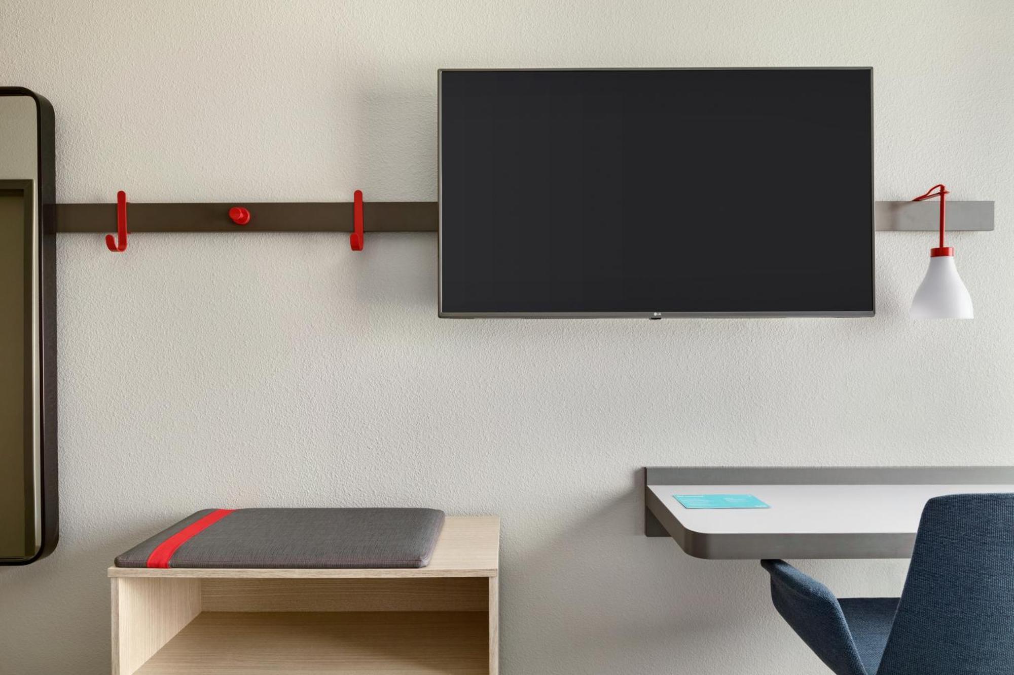 Hotel Avid - Airport By Ihg 2*