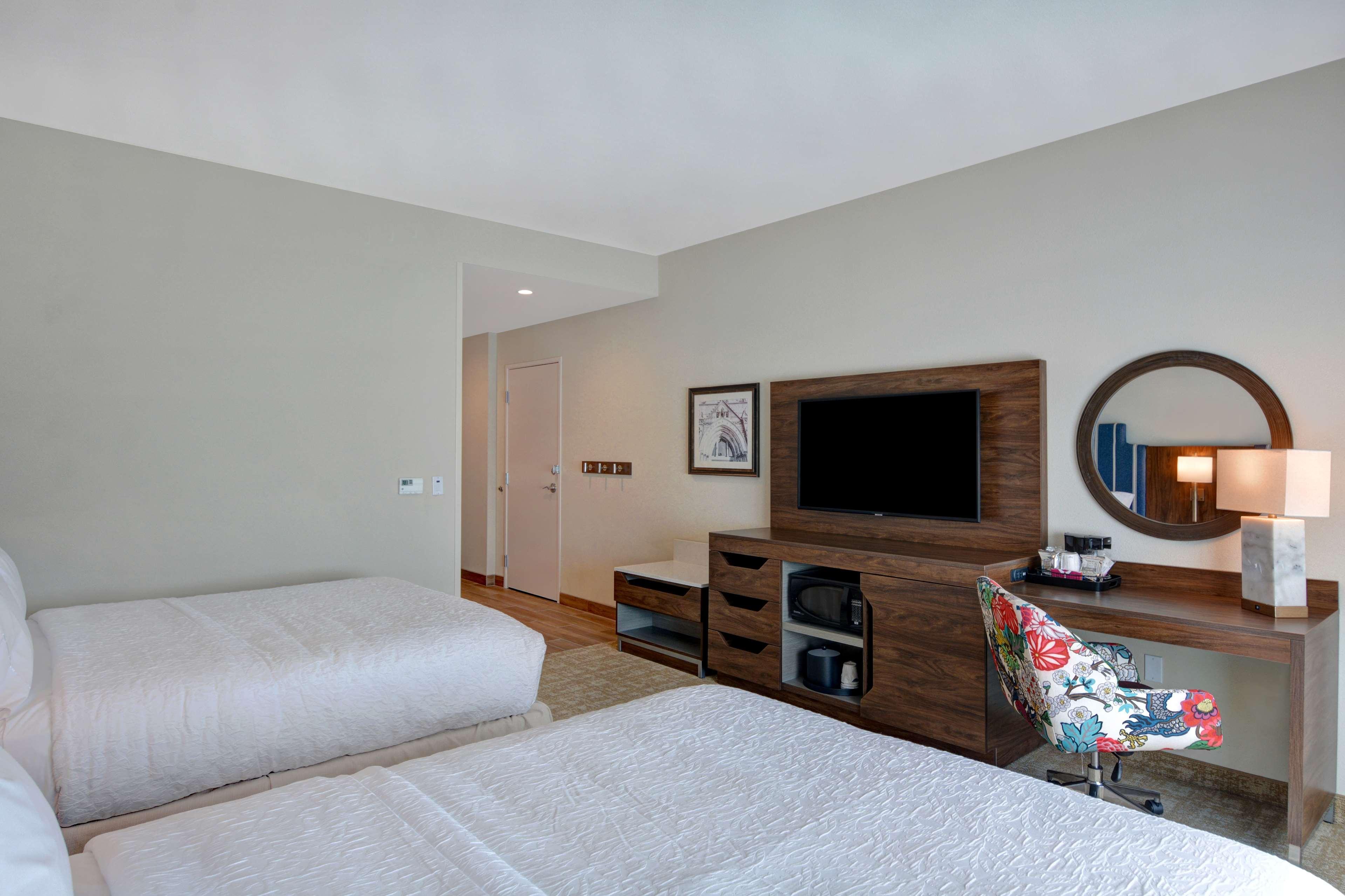 Hampton & Downtown Capitol View, Tn Hotel