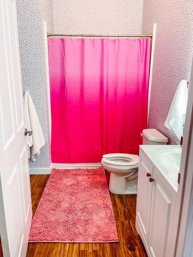 Dolly's Delight - Boutique Bliss Mins From Broadway Holiday home *