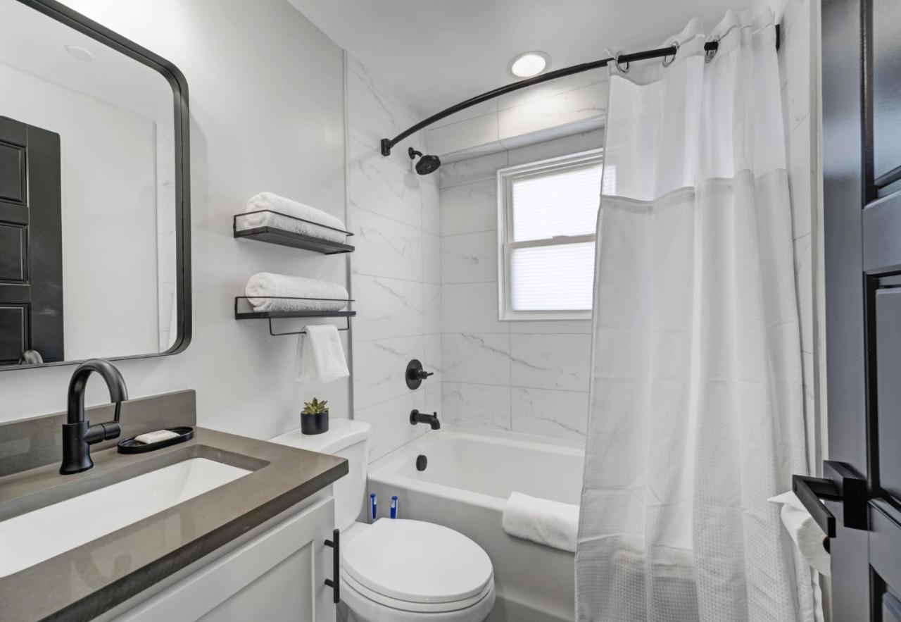 Apartment Abode - Germantown