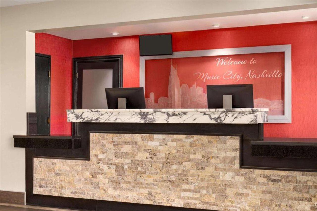 Hotel Luxe 2*