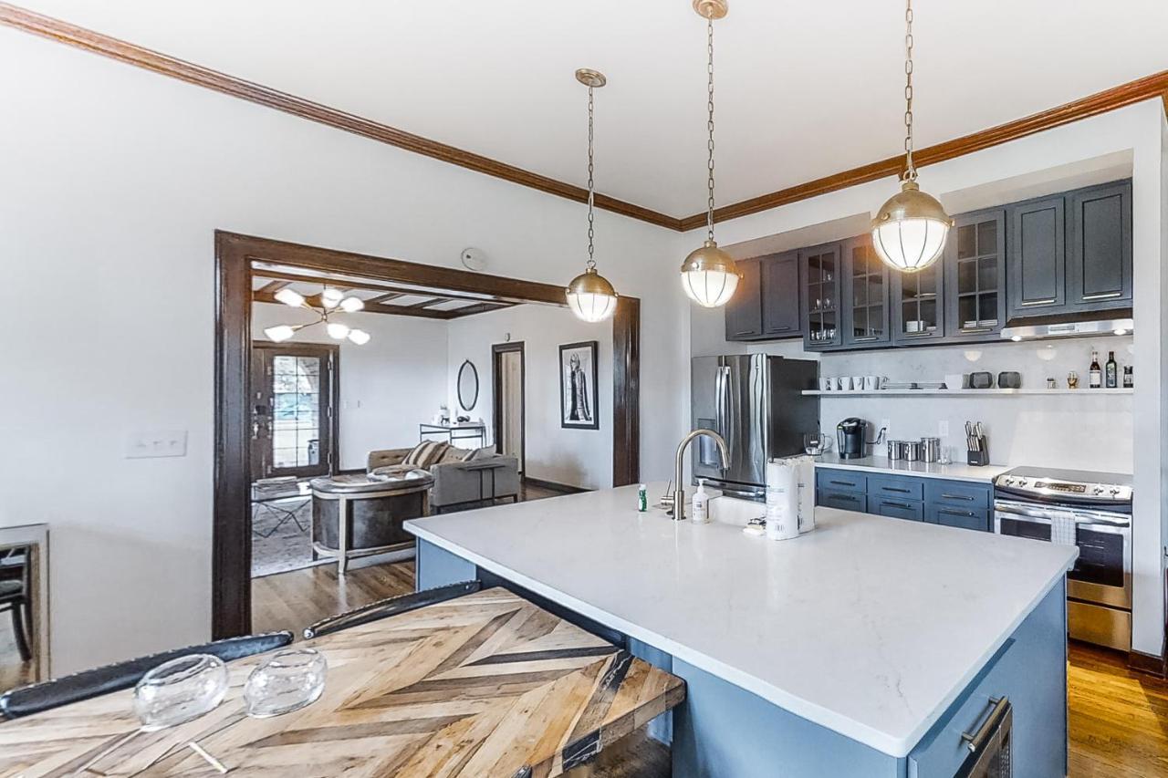 The Howe House * Nashville