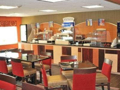 Express W-i40 By Ihg Hotel